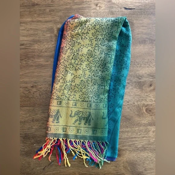 NWOT Rainbow Elephant Print Bohemian Scarf - Picture 4 of 7